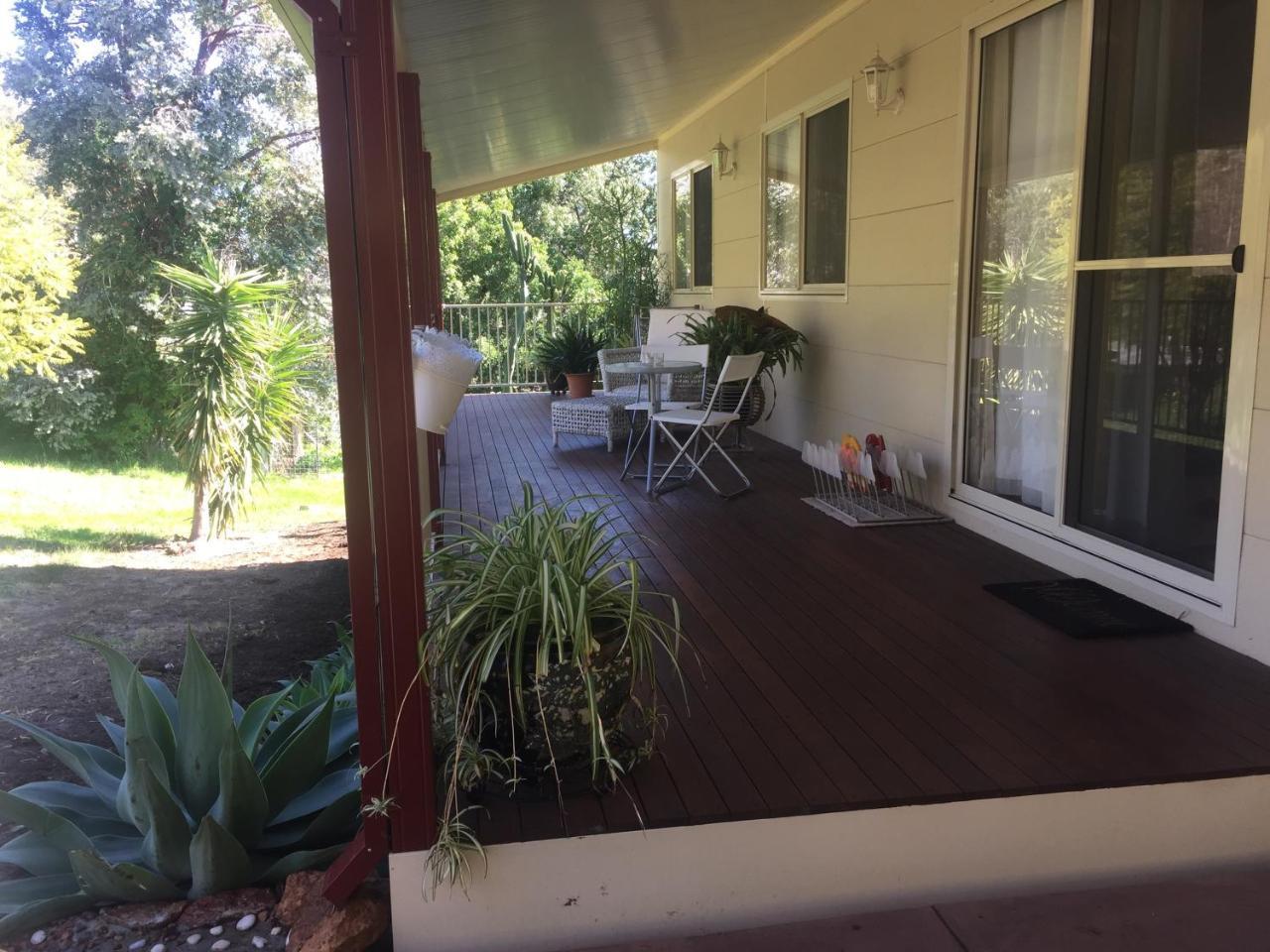 Bright & Beautiful Home On The Hills! Kelmscott 外观 照片
